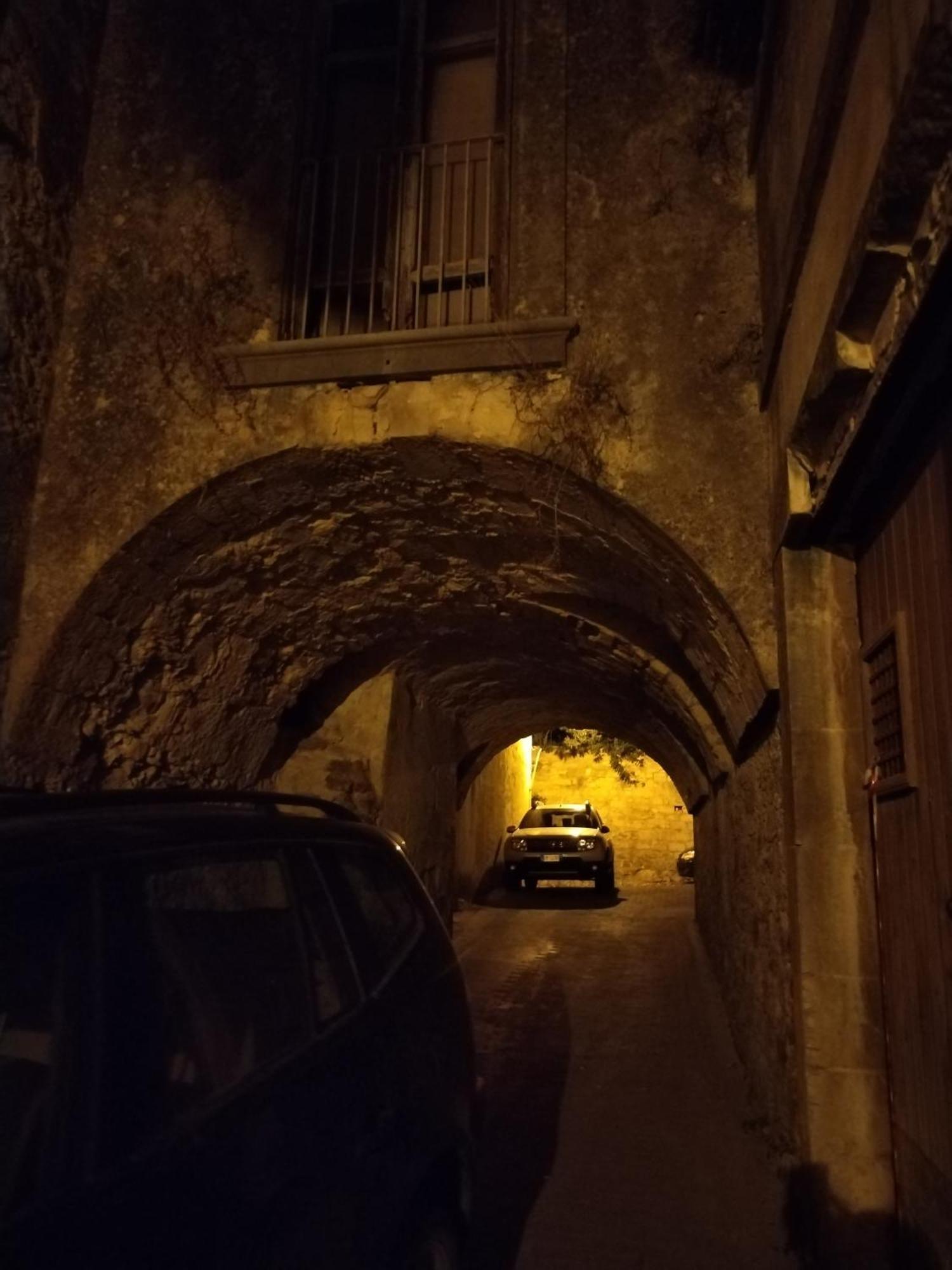 La Carraia Bed & Breakfast Ragusa Dış mekan fotoğraf